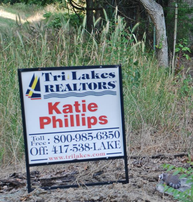 The Right Realtor Sign_sized for Internet