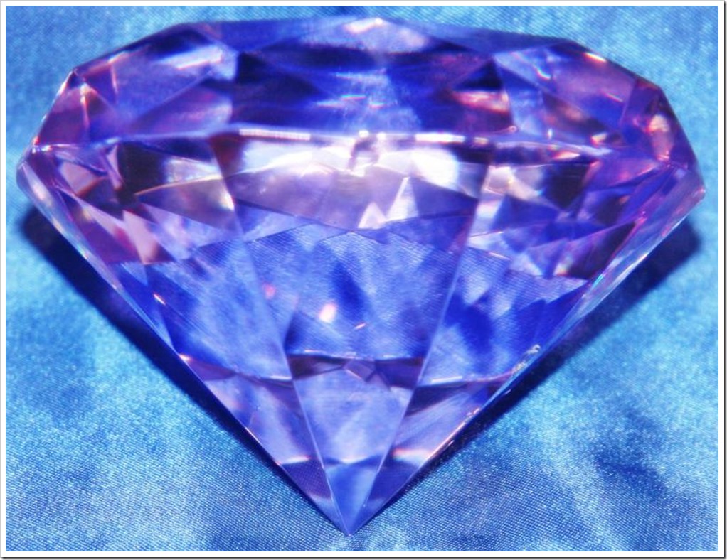 BLUE GLASS DIAMOND_resized